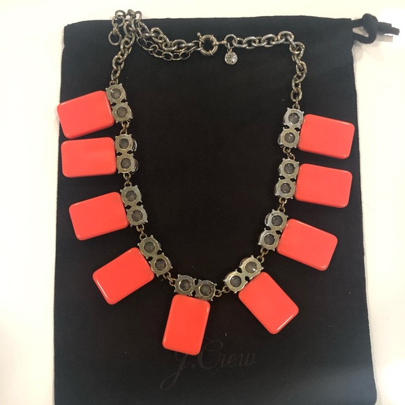 🎉J.Crew Necklace - Picture 2 of 3